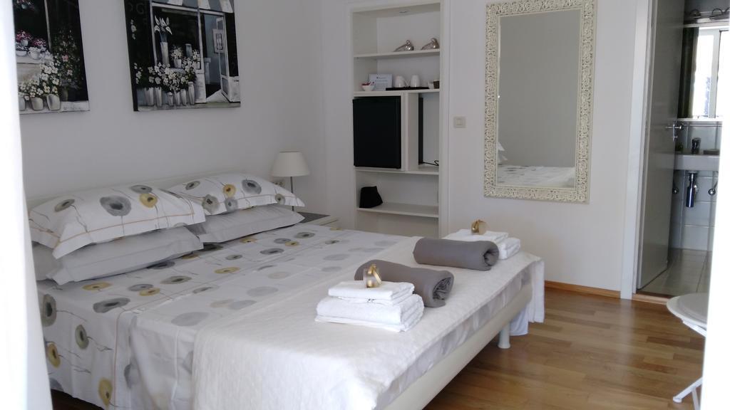 Corte Dei Merli Suite & Room 로비니 외부 사진